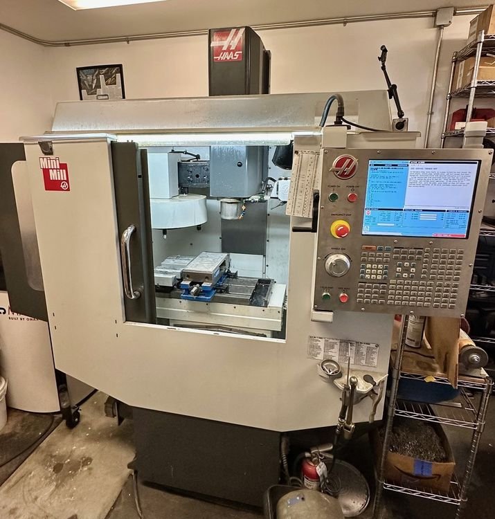 Haas Mini Mill CNC Vertical Milling Machine (2014)